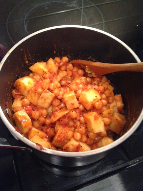 Chana Bateta, Chickpea & potato curry